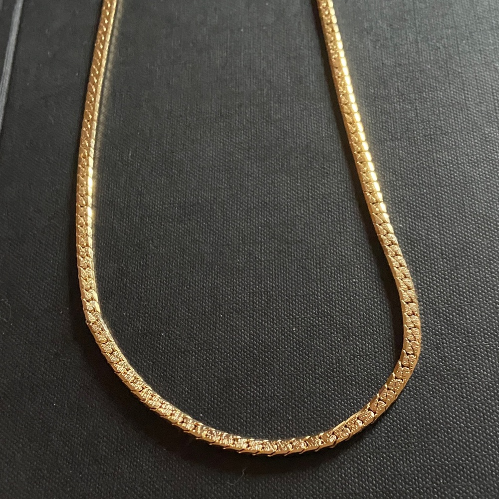 Vintage 80s 1980s Gold tone chain Necklace 18 inches BRAND NEW shiny shines NWT